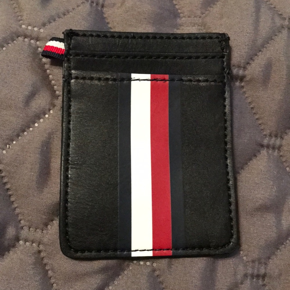 Tommy Hilfiger card holder
